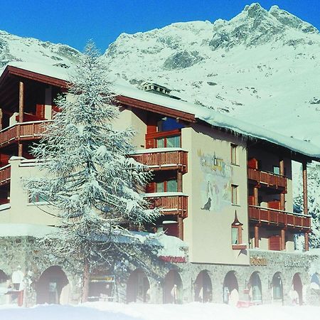 Hotel Pöstli Maloja Kültér fotó