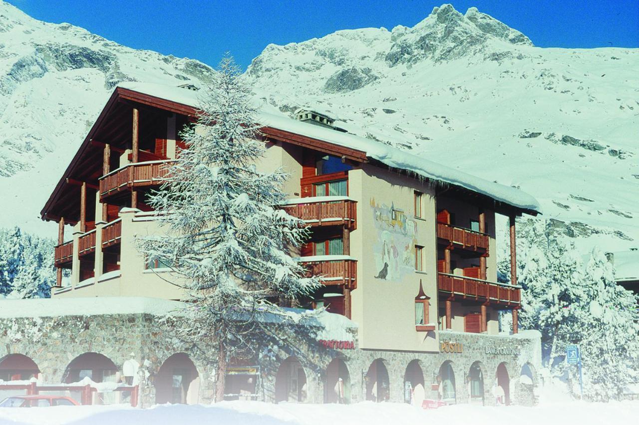 Hotel Pöstli Maloja Kültér fotó