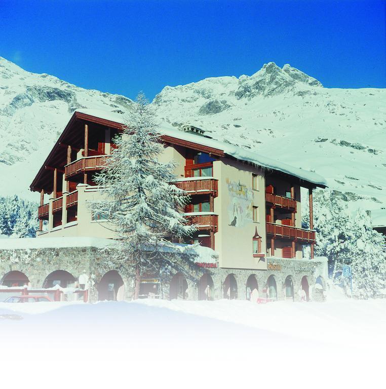 Hotel Pöstli Maloja Kültér fotó