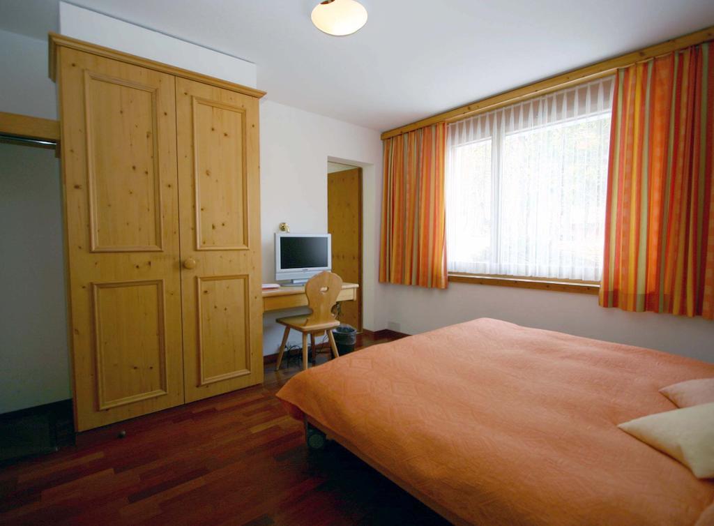 Hotel Pöstli Maloja Szoba fotó