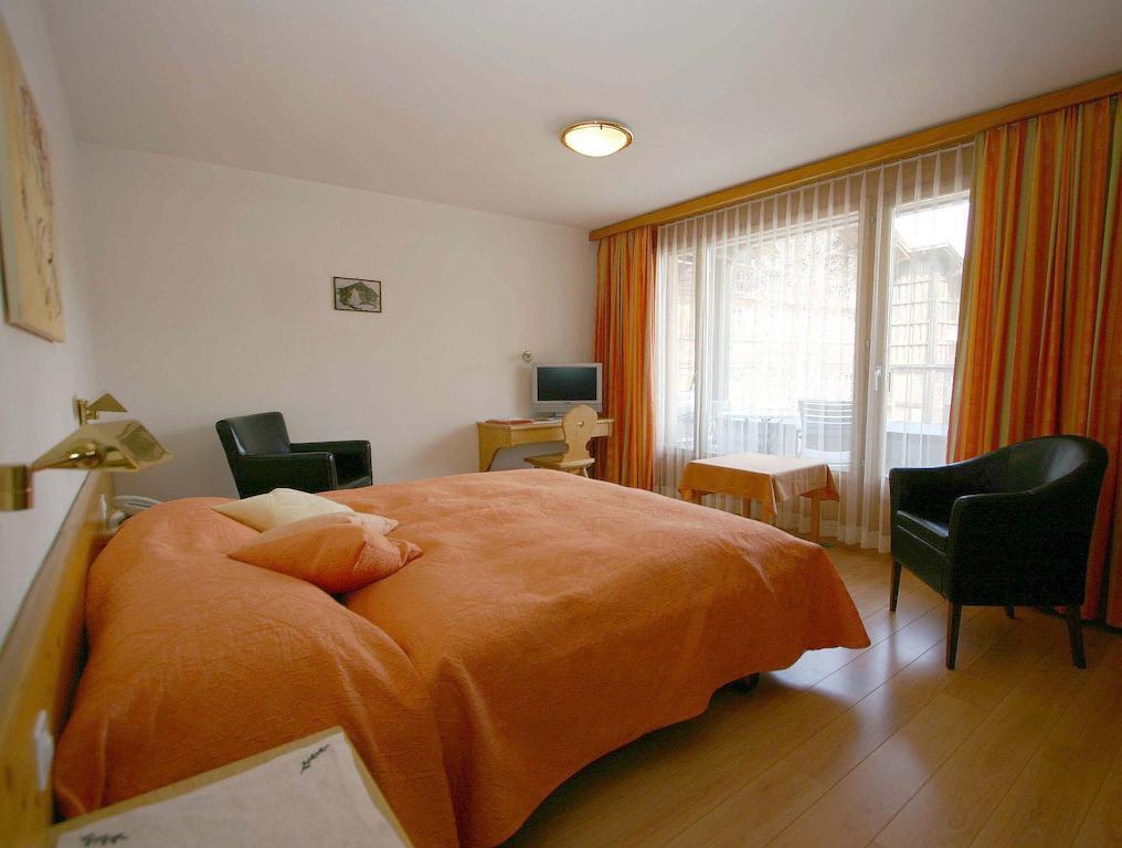 Hotel Pöstli Maloja Szoba fotó