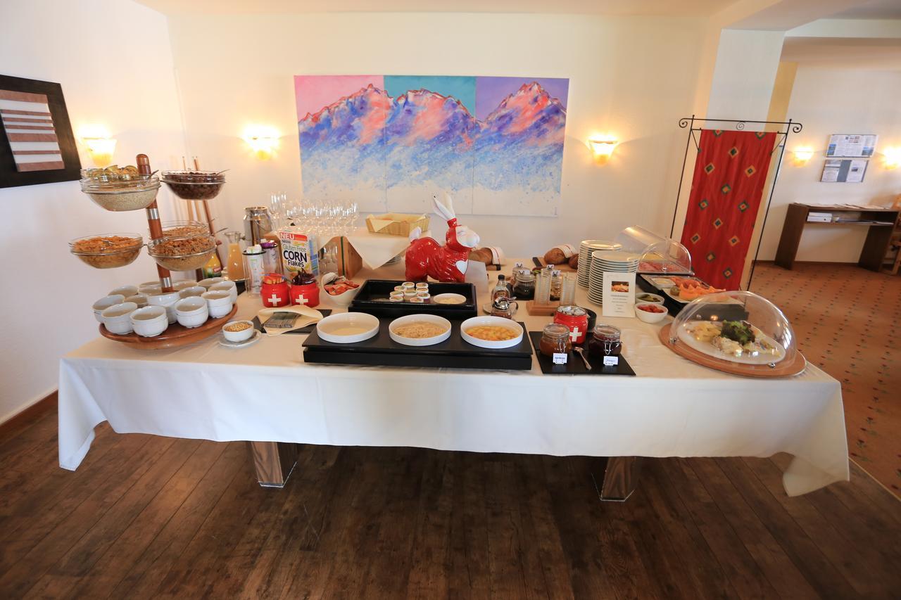 Hotel Pöstli Maloja Kültér fotó