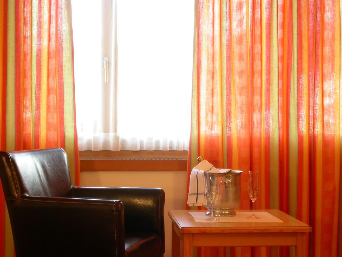 Hotel Pöstli Maloja Kültér fotó
